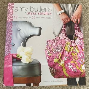 Amy Butler’s Style Stitches Pattern Book like NEW condition 12 patterns